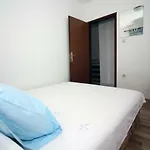 Two Bedroom In Apartment *