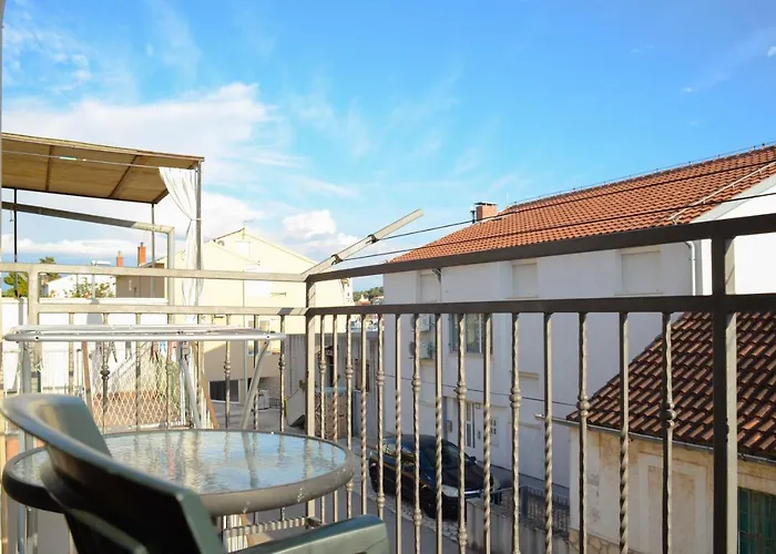 Apartman Two Bedroom In *